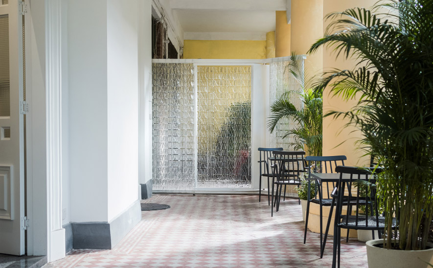 百年建筑活化沙面灯塔空间·光织之门